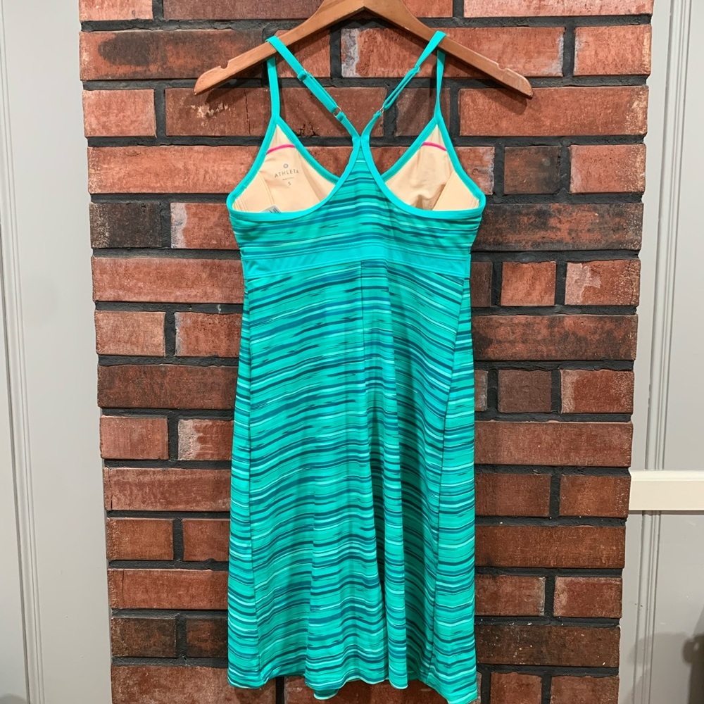 Athleta Green Shorebreak Dress - Picture 3 of 9